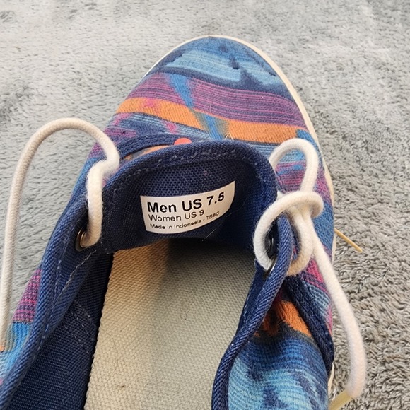 Vans Off The Wall Lace Up Shoes Multicolor Men's 7.5 Women's 9 - Picture 2 of 5